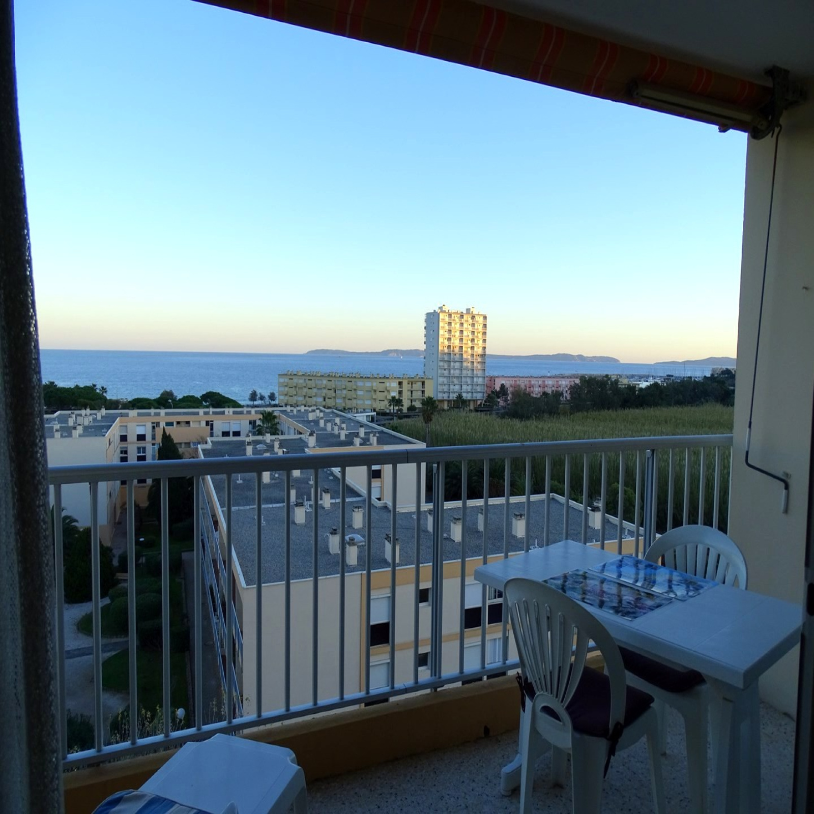 Appartement à Vendre Au Lavandou Front De Mer