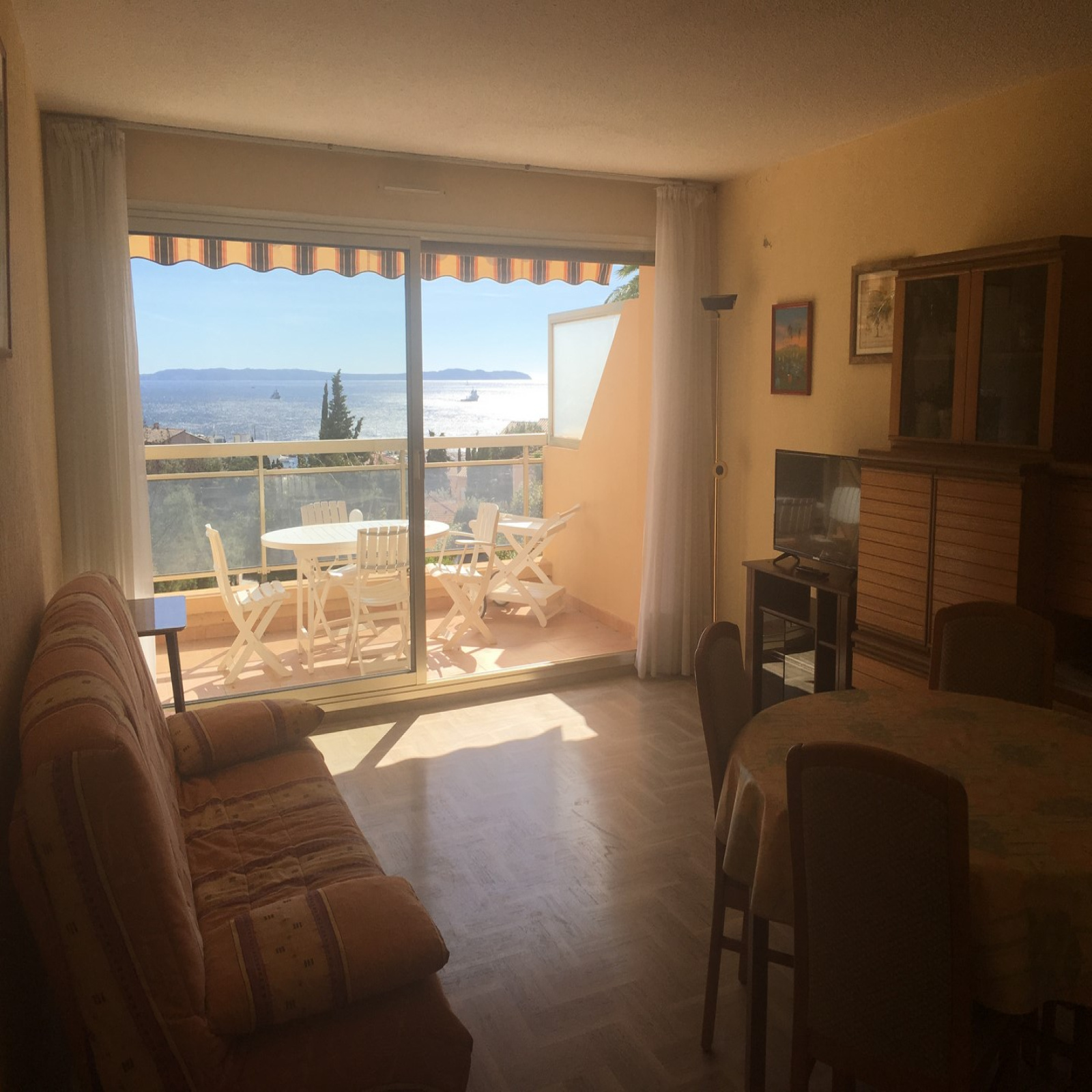 Appartement à Vendre Au Lavandou Front De Mer